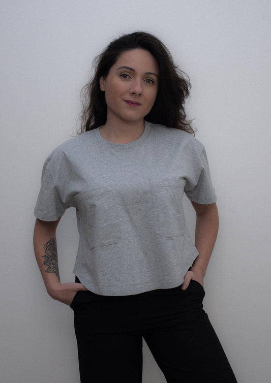 Oversized grey cropped t-shirt